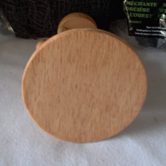 🎉 HOST PICK 🎉 M.A. Witch & Dorothy Dolls, Traditional Glass Sand Timer, Cloth - Picture 15 of 15